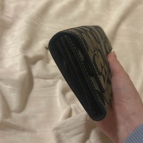 Coach Black & Brown Wallet Clutch - Picture 13 of 17